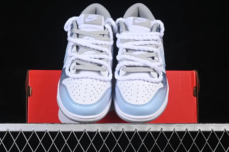 All categories Nk SB Dunk Series Nk SB Dunk Low High-end customized low-top sneakers Nike SB Dunk Low Fantasy Starry Sky Straps Low-top casual sneakers DD1391-103